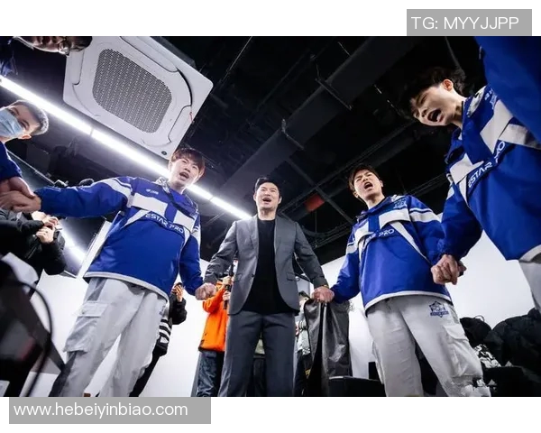 上官鹏飞与崔飞的巅峰对决谁能在赛场上笑到最后